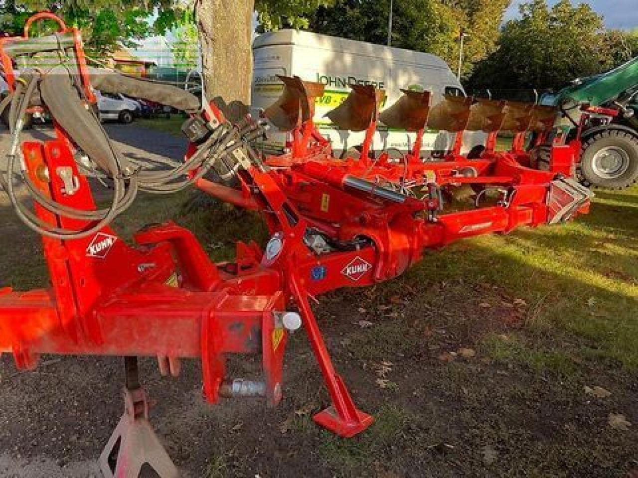 Kuhn varileader - Plow: picture 2 Kuhn varileader - Plow: picture 2