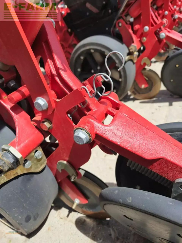 Kverneland optima v - Precision sowing machine: picture 2 Kverneland optima v - Precision sowing machine: picture 2