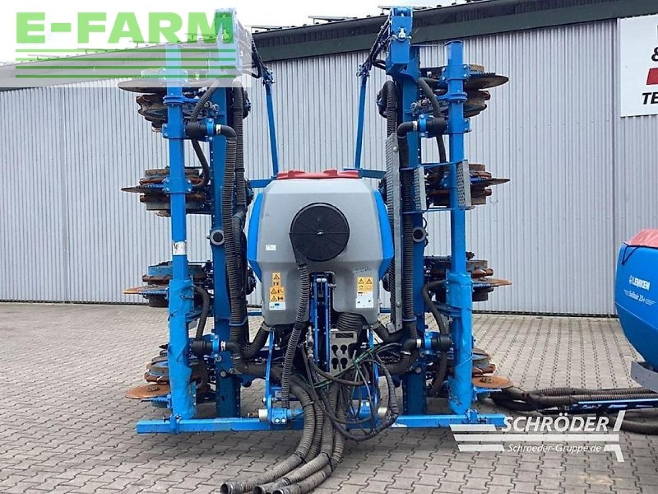 Lemken azurit 10 k 8 / solitair 23+/1900 - Seed drill: picture 4 Lemken azurit 10 k 8 / solitair 23+/1900 - Seed drill: picture 4