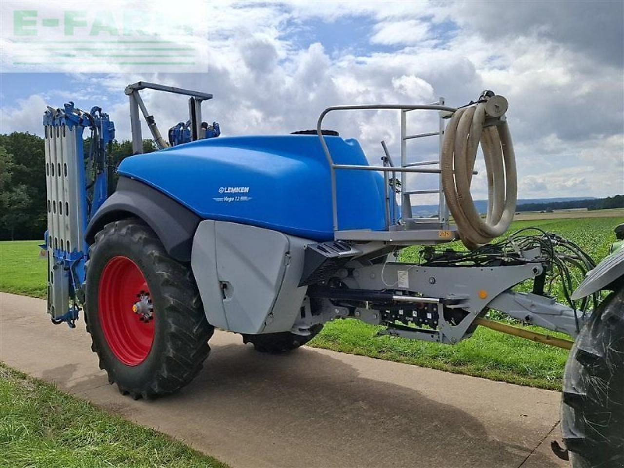 Lemken vega 12 - Trailed sprayer: picture 3 Lemken vega 12 - Trailed sprayer: picture 3