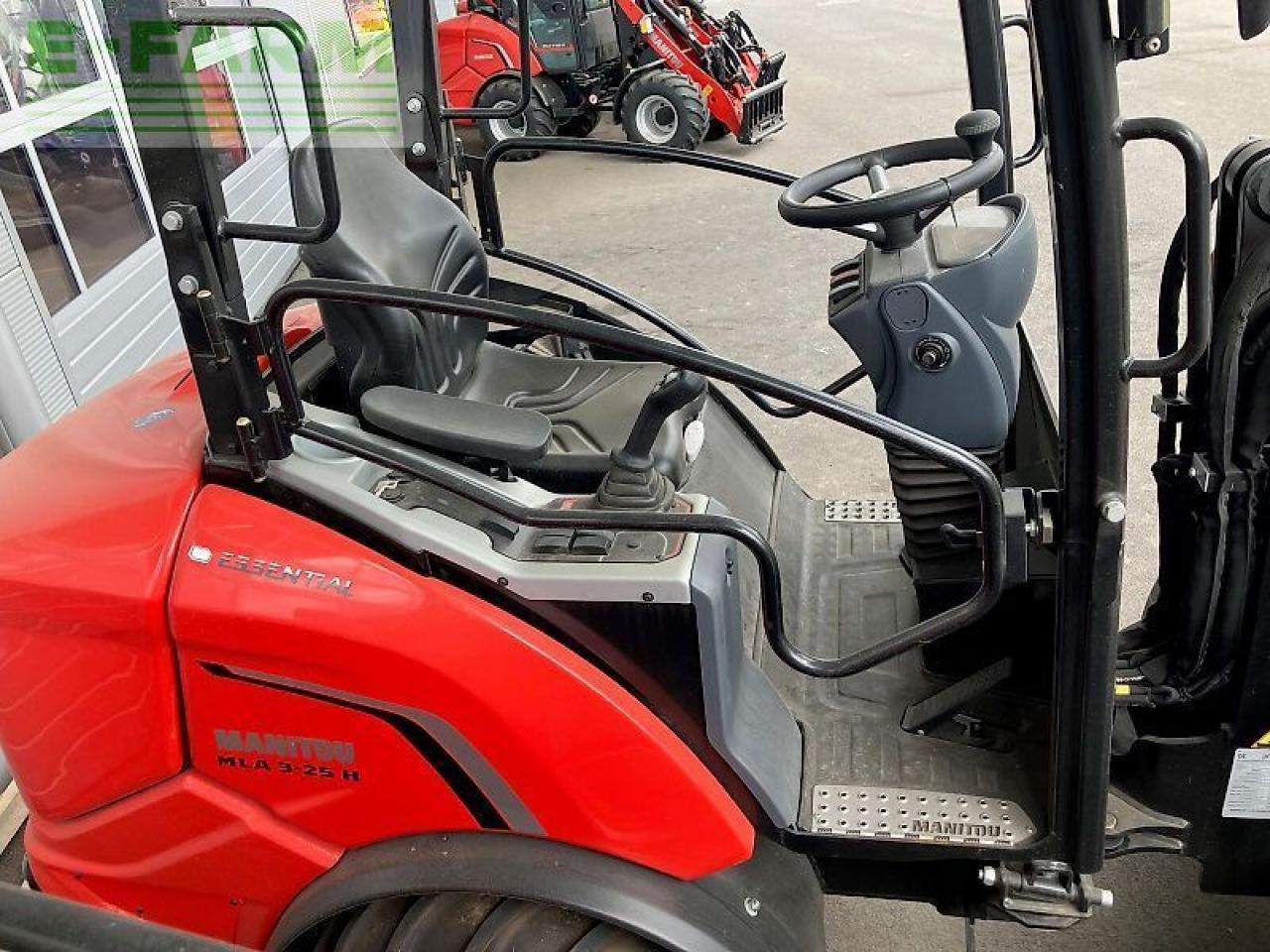 Compact loader Manitou mla 3-25: picture 12