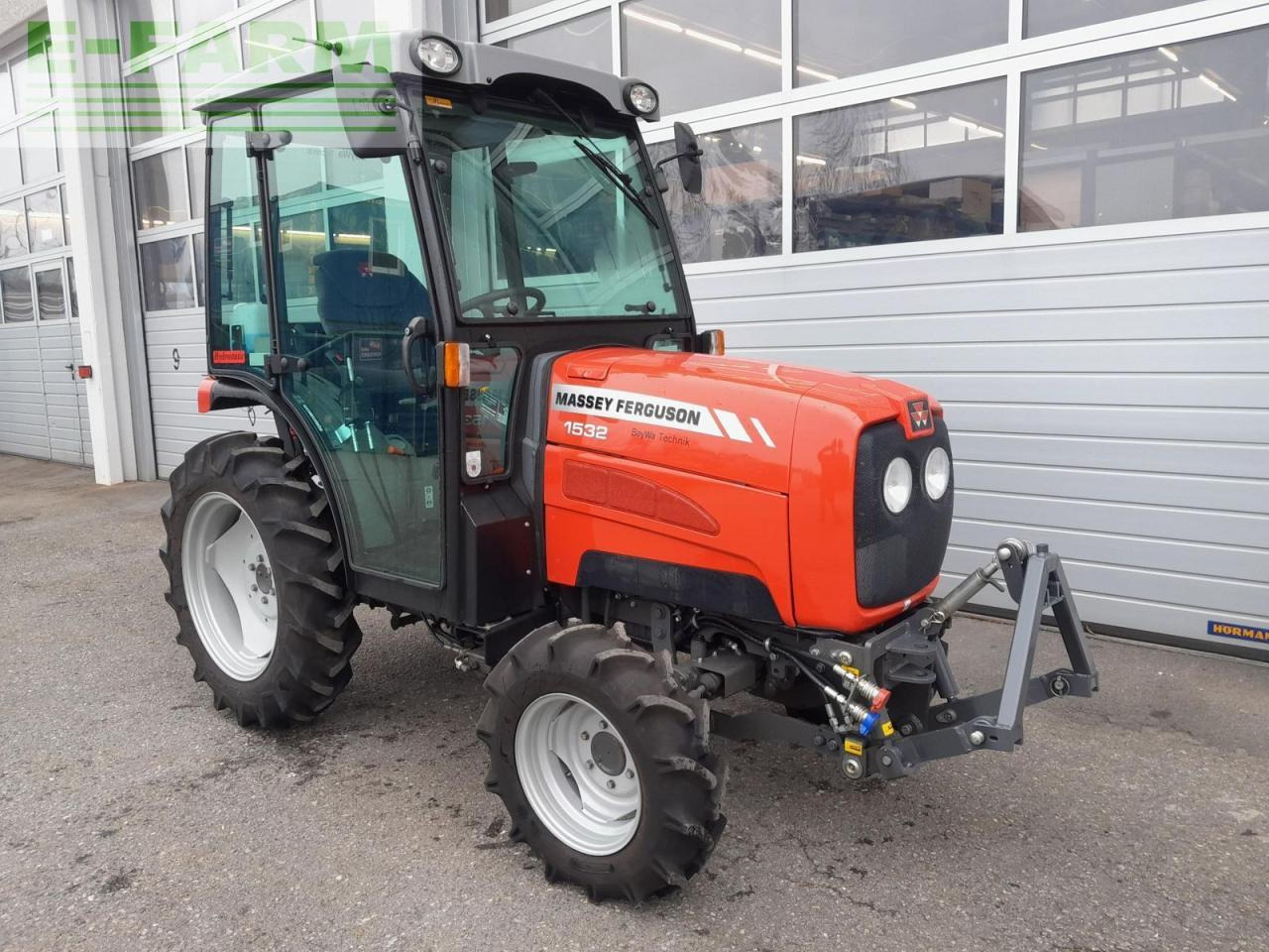 Massey Ferguson 1532 - Farm tractor: picture 5 Massey Ferguson 1532 - Farm tractor: picture 5