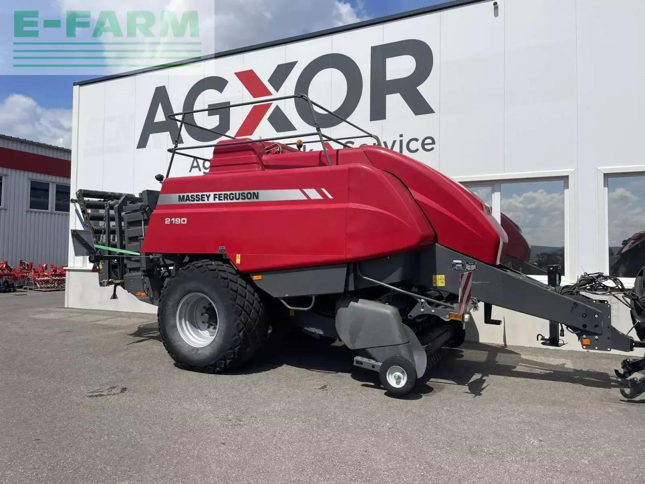 Massey Ferguson 2190 - Square baler: picture 1 Massey Ferguson 2190 - Square baler: picture 1