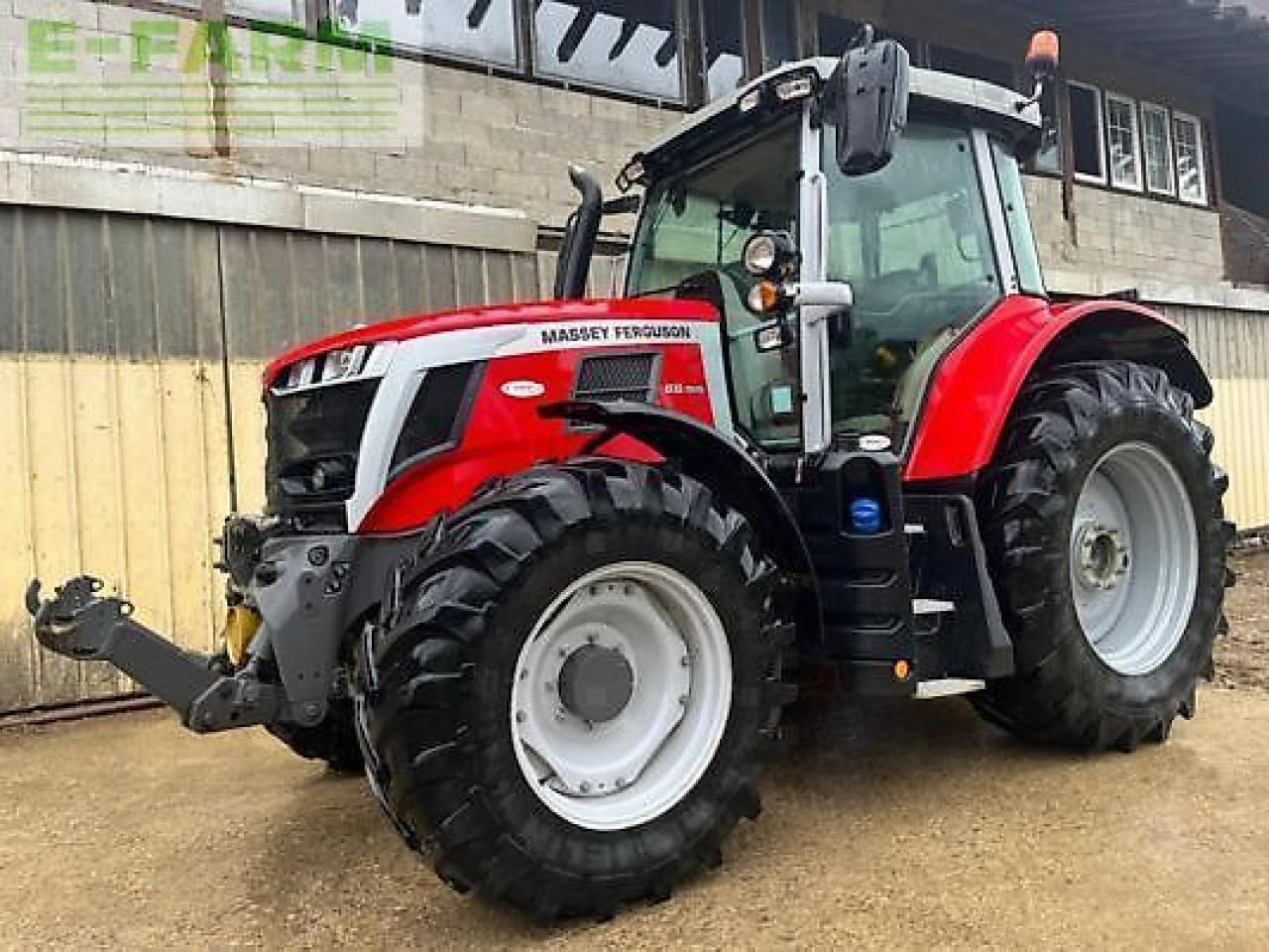 Massey Ferguson 6s155 - Farm tractor: picture 3 Massey Ferguson 6s155 - Farm tractor: picture 3