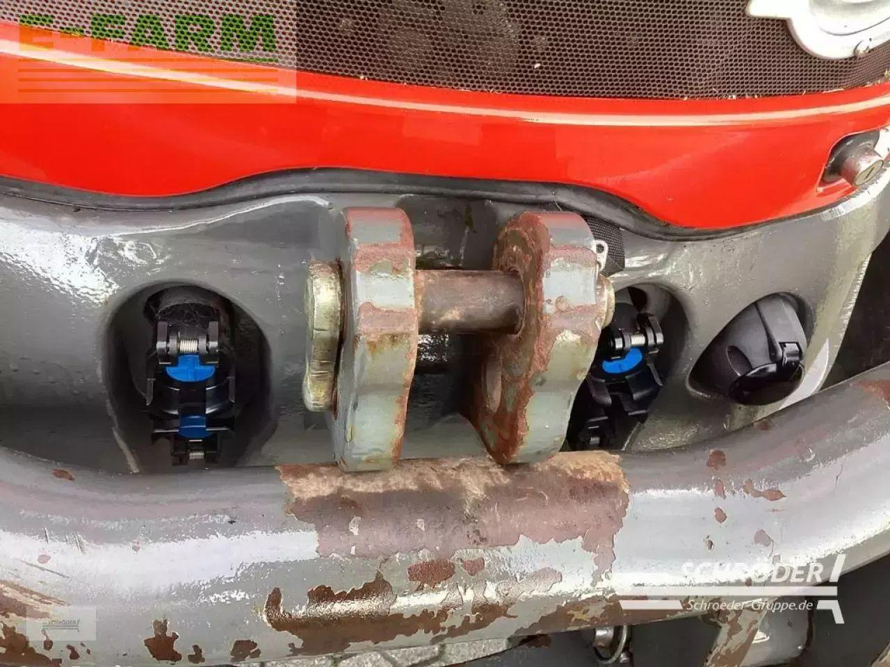 Massey Ferguson 8670 dyna-vt excellence - Farm tractor: picture 4 Massey Ferguson 8670 dyna-vt excellence - Farm tractor: picture 4