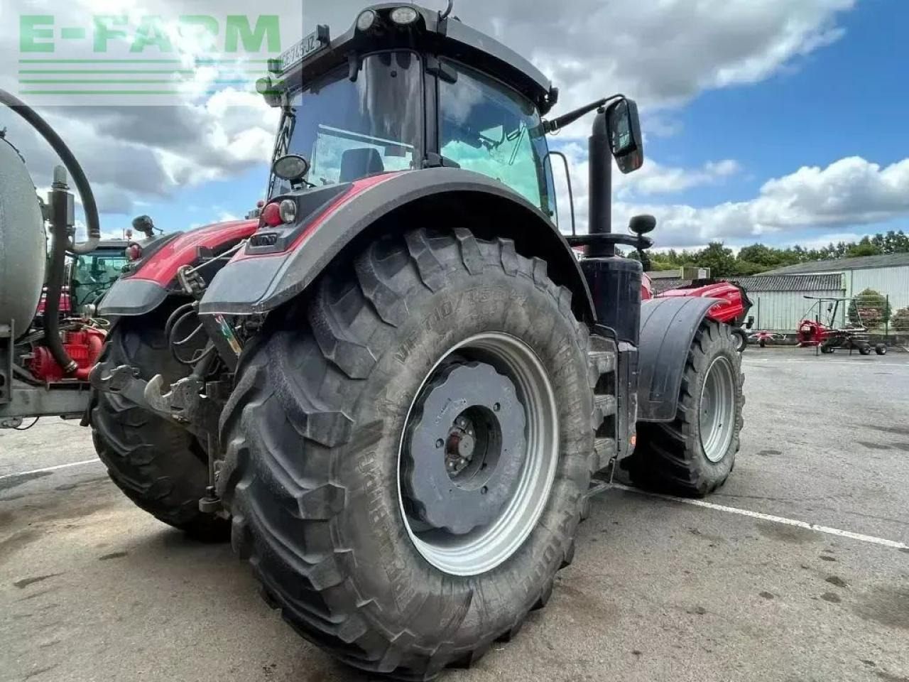 Massey Ferguson 8732s exclusive - Farm tractor: picture 5 Massey Ferguson 8732s exclusive - Farm tractor: picture 5