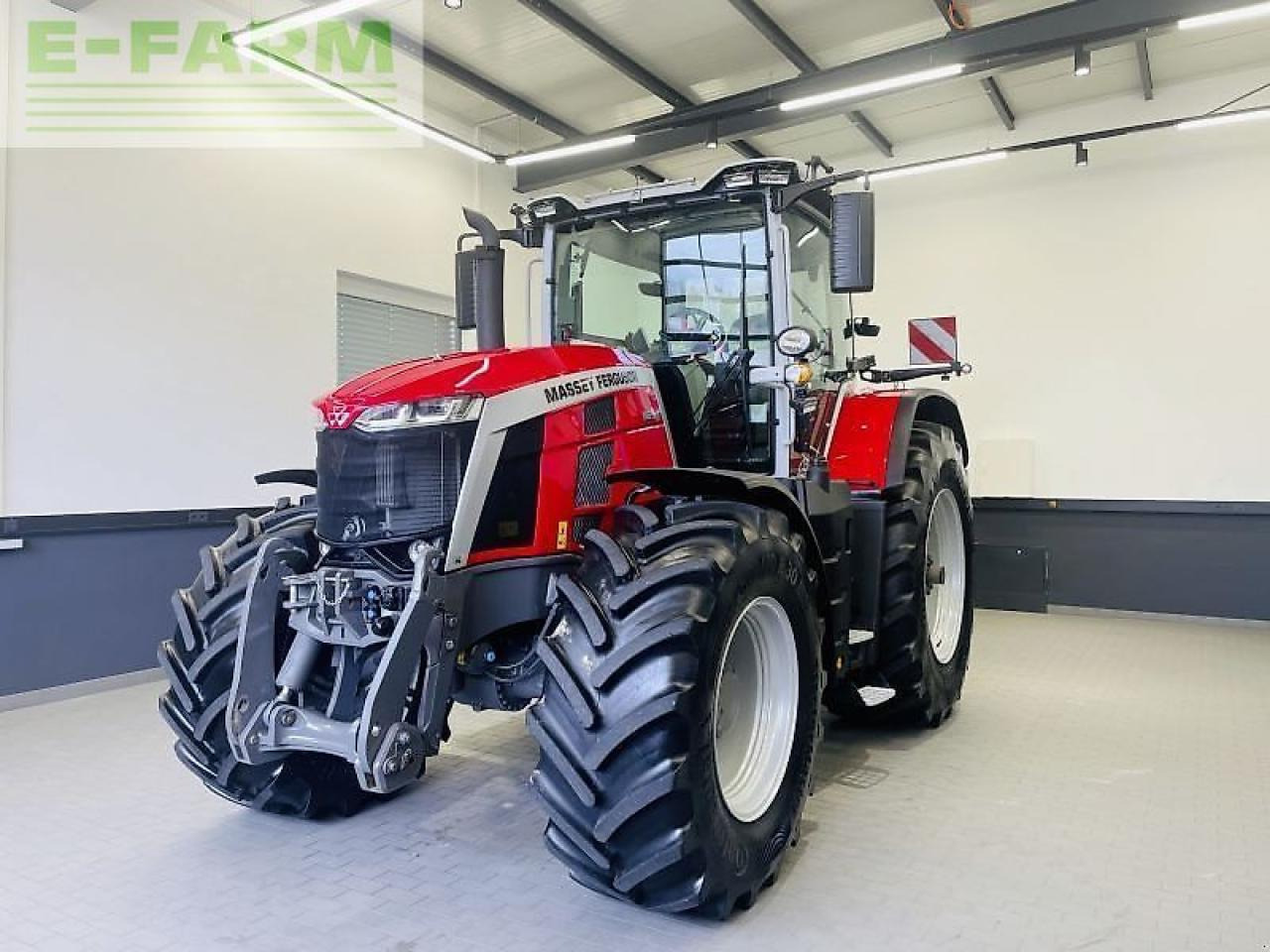 Farm tractor Massey Ferguson 8s.305 dyna-vt exclusive Exclusive: picture 10 Farm tractor Massey Ferguson 8s.305 dyna-vt exclusive Exclusive: picture 10