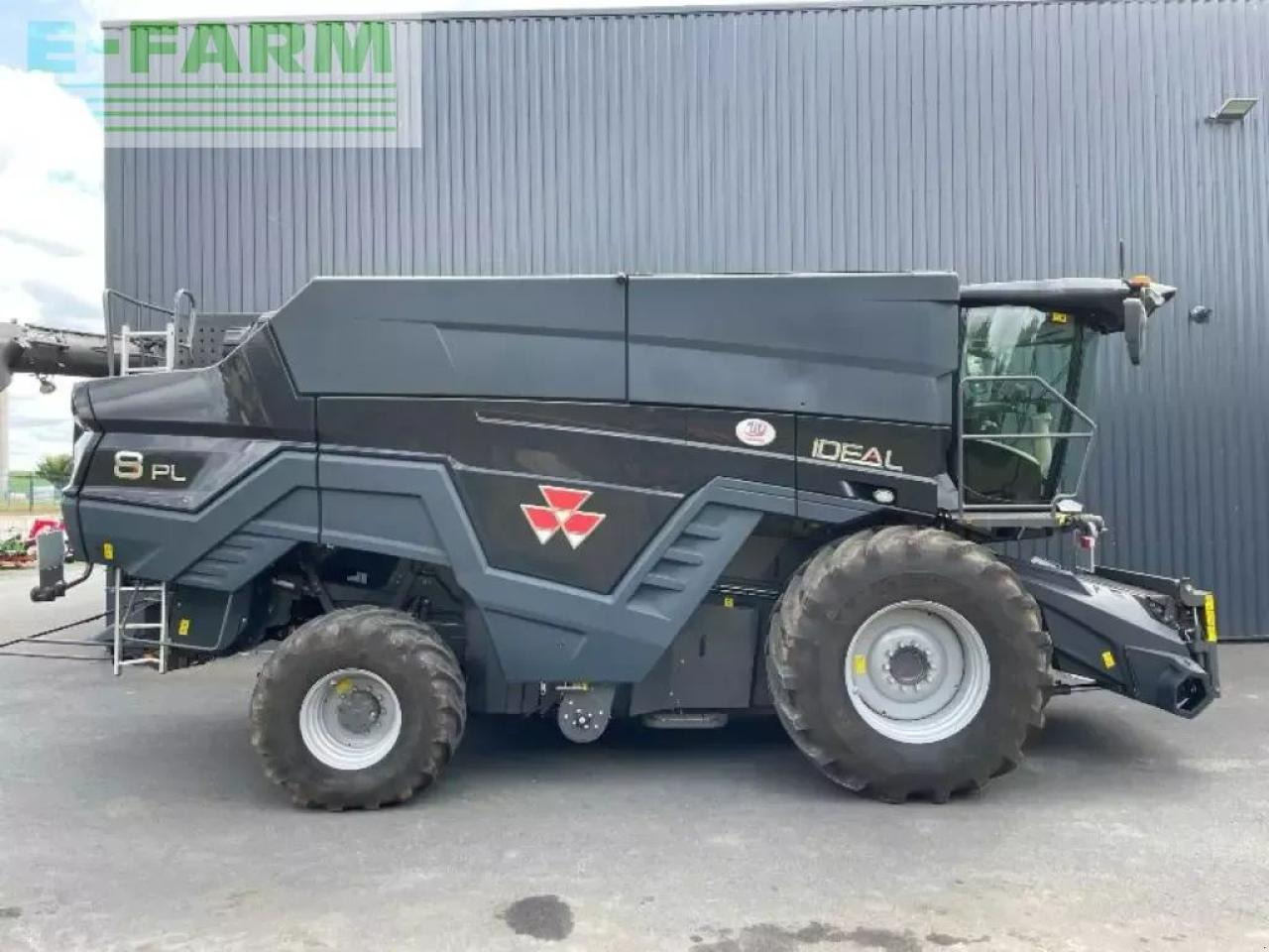 Massey Ferguson ideal 8 pl - Combine harvester: picture 3 Massey Ferguson ideal 8 pl - Combine harvester: picture 3