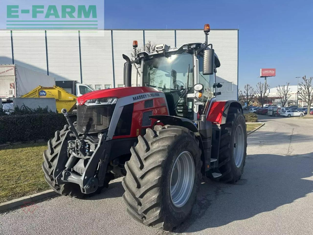 Massey Ferguson mf 8s.205 - Farm tractor: picture 3 Massey Ferguson mf 8s.205 - Farm tractor: picture 3