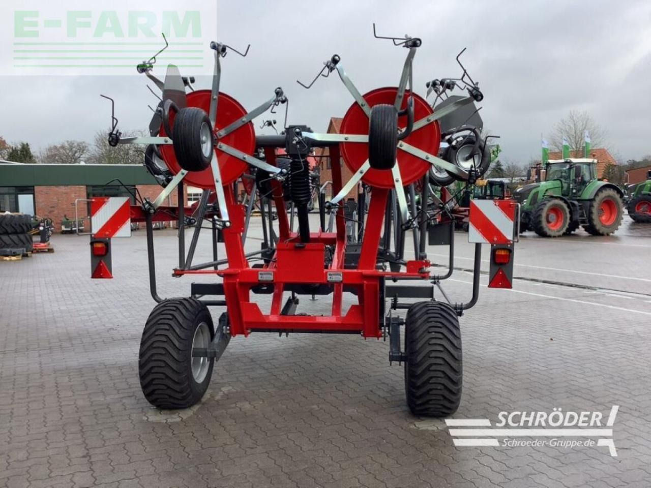 Massey Ferguson td 1310x trc (lotus 1250 t) - Tedder/ Rake: picture 5 Massey Ferguson td 1310x trc (lotus 1250 t) - Tedder/ Rake: picture 5