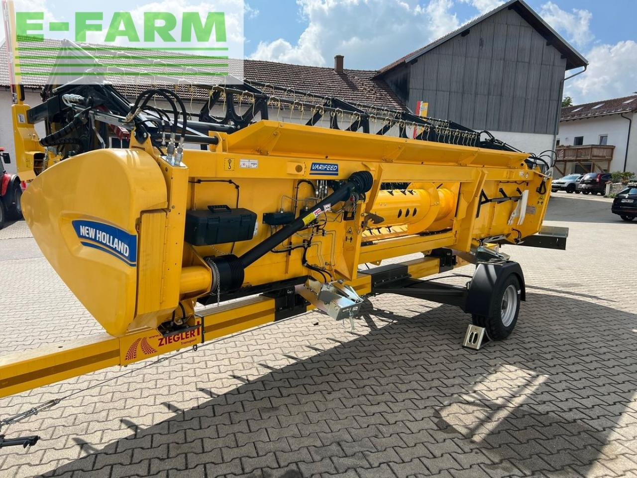 New Holland 760cg varifeed 6,10m, 20ft - Grain header: picture 5 New Holland 760cg varifeed 6,10m, 20ft - Grain header: picture 5