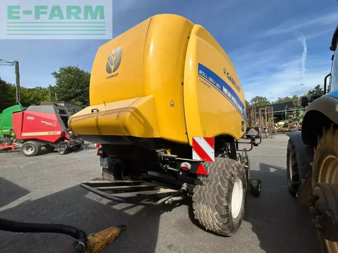 New Holland roll-belt180 - Square baler: picture 3 New Holland roll-belt180 - Square baler: picture 3