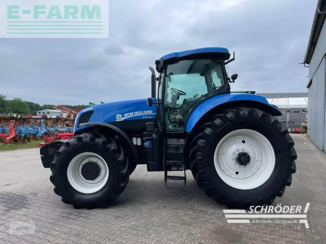 New Holland t 7.250 pc - Farm tractor: picture 4 New Holland t 7.250 pc - Farm tractor: picture 4