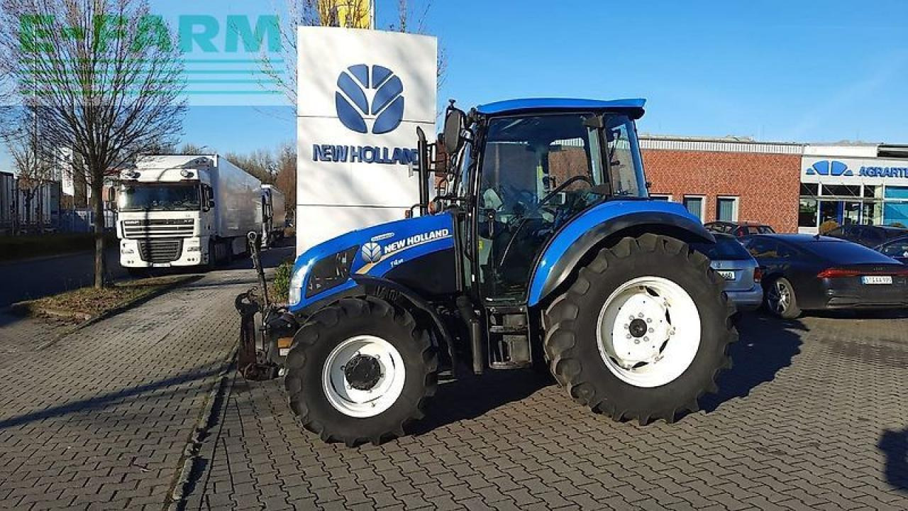 New Holland t4.55 powerstar Powerstar - Farm tractor: picture 1 New Holland t4.55 powerstar Powerstar - Farm tractor: picture 1