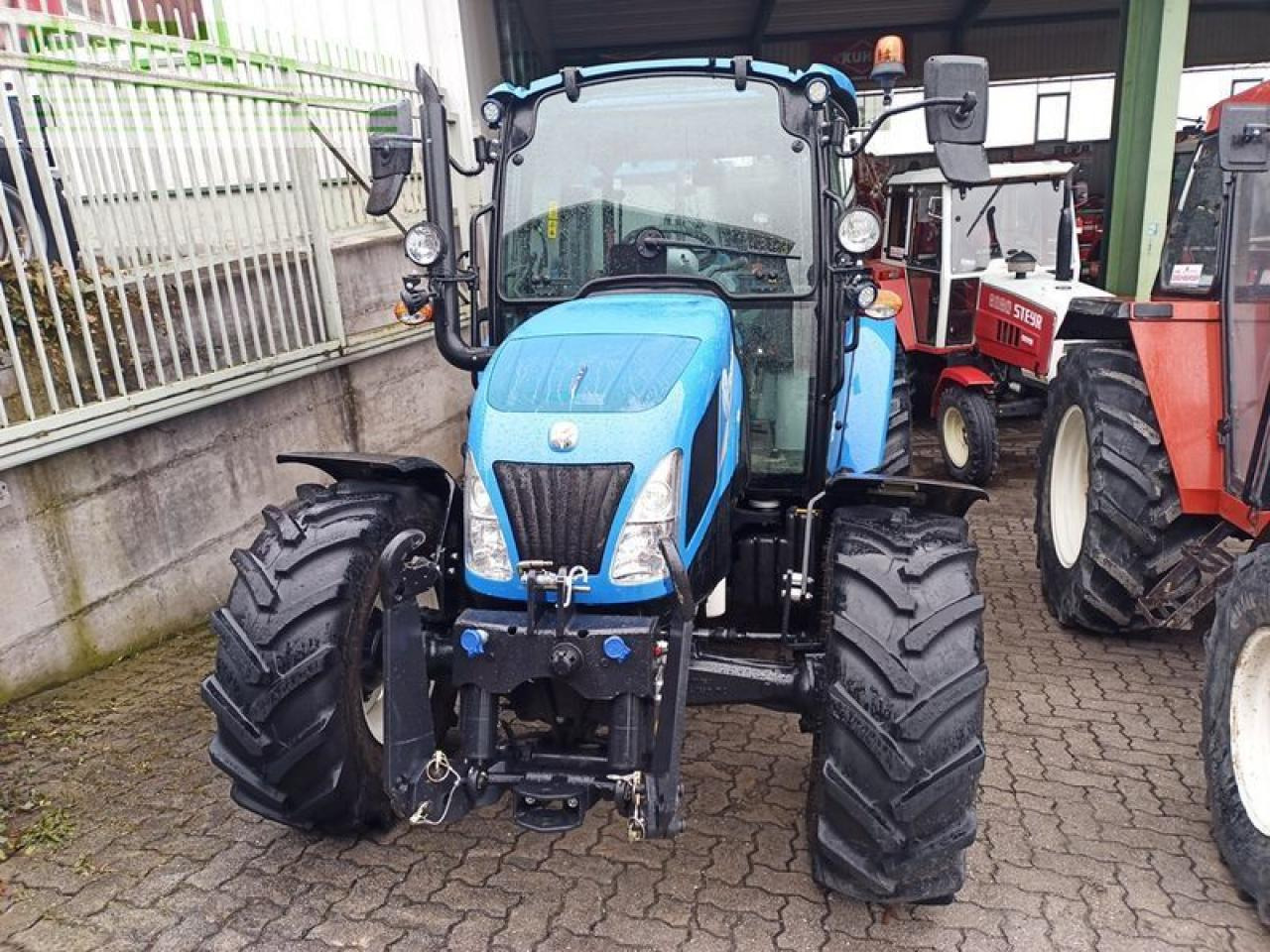 New Holland t4.55 stage v - Farm tractor: picture 2 New Holland t4.55 stage v - Farm tractor: picture 2