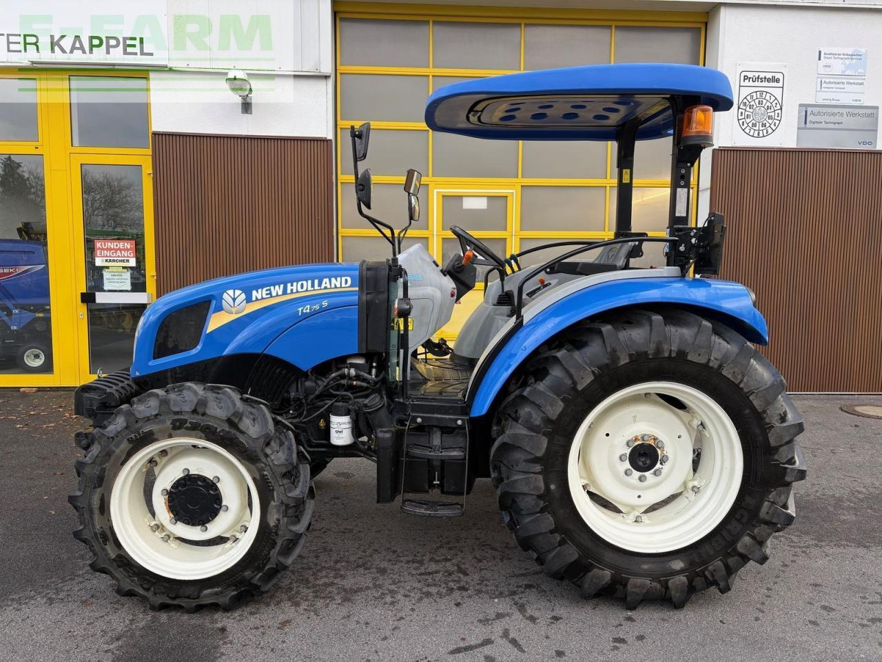 New Holland t4.75s S - Farm tractor: picture 2 New Holland t4.75s S - Farm tractor: picture 2