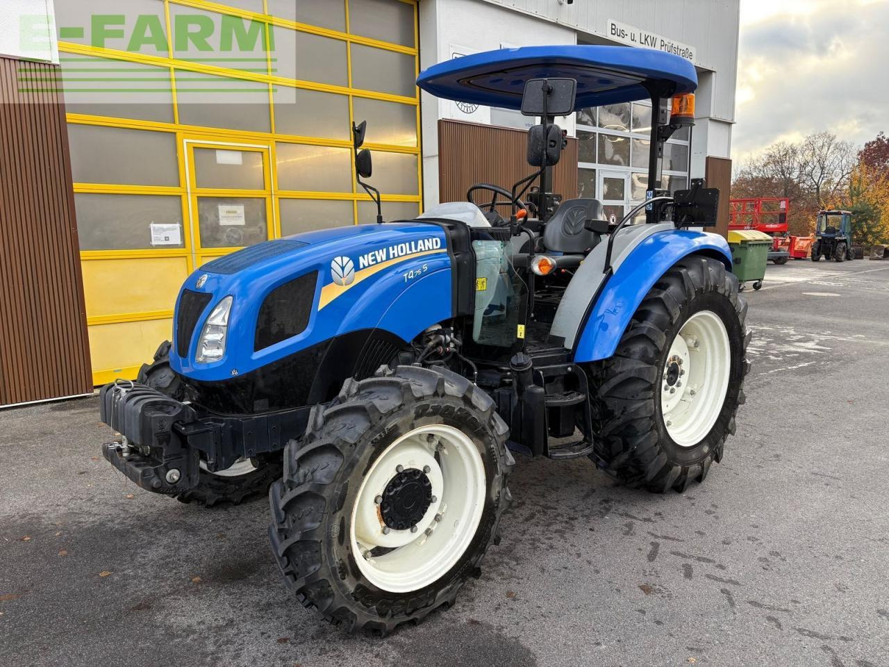 New Holland t4.75s S - Farm tractor: picture 1 New Holland t4.75s S - Farm tractor: picture 1