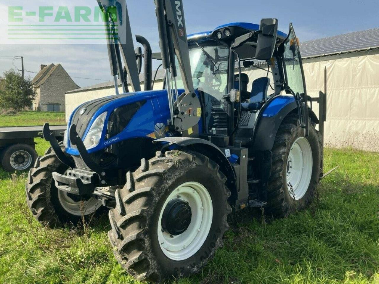 New Holland t6.145 - Farm tractor: picture 1 New Holland t6.145 - Farm tractor: picture 1