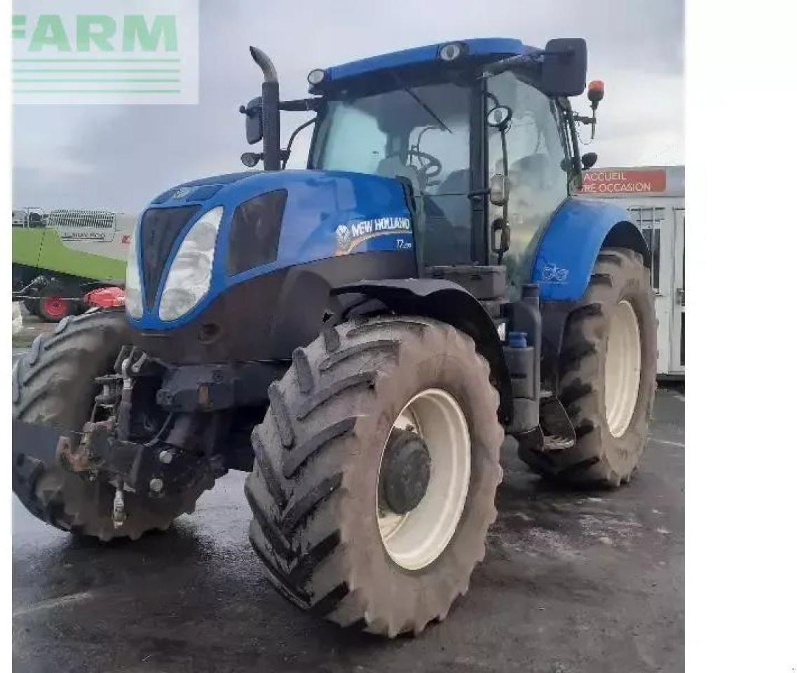 New Holland t7.200 r c clas. - Farm tractor: picture 1 New Holland t7.200 r c clas. - Farm tractor: picture 1