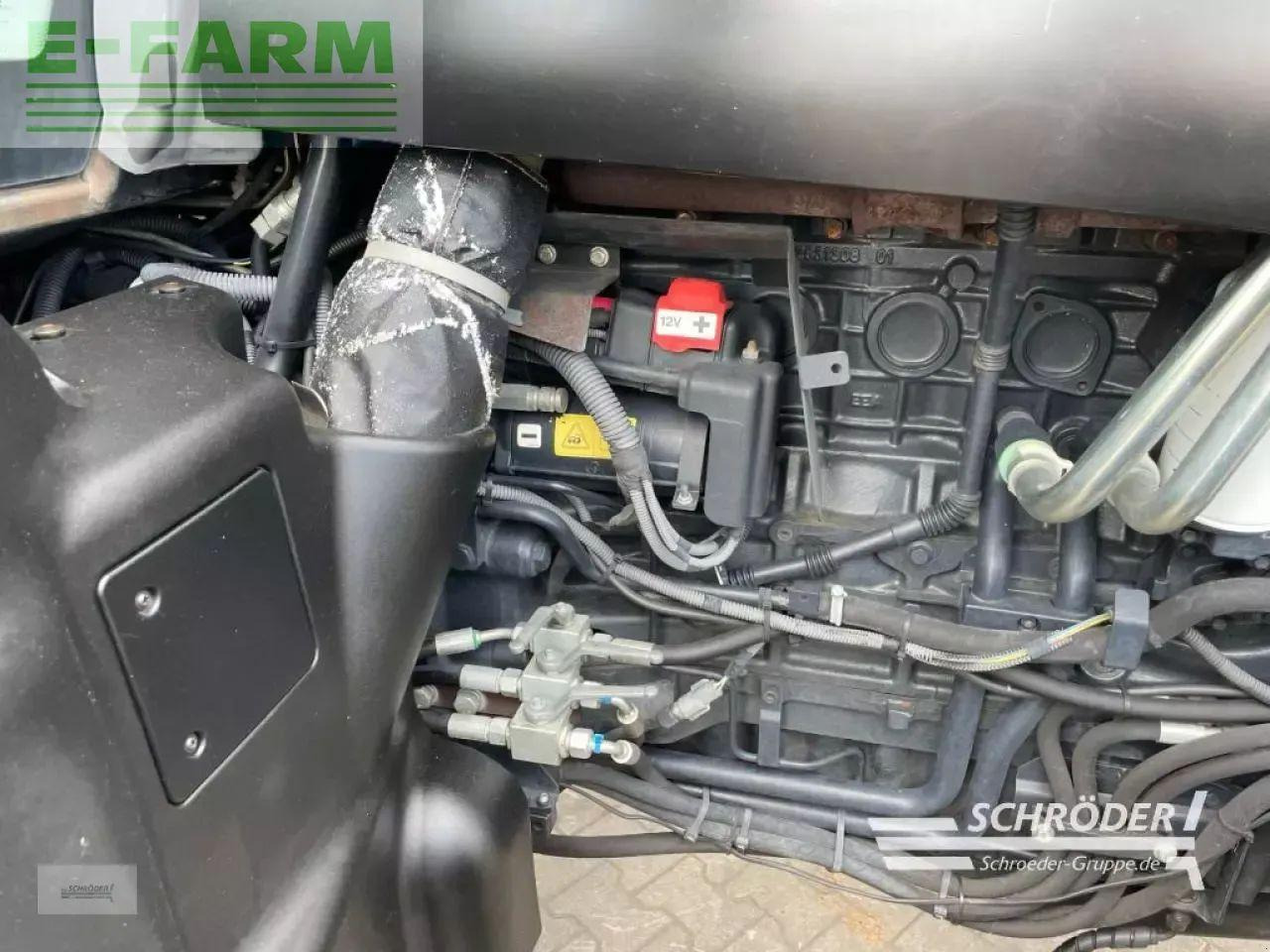 New Holland t7.220 ac + rtk - Farm tractor: picture 5 New Holland t7.220 ac + rtk - Farm tractor: picture 5