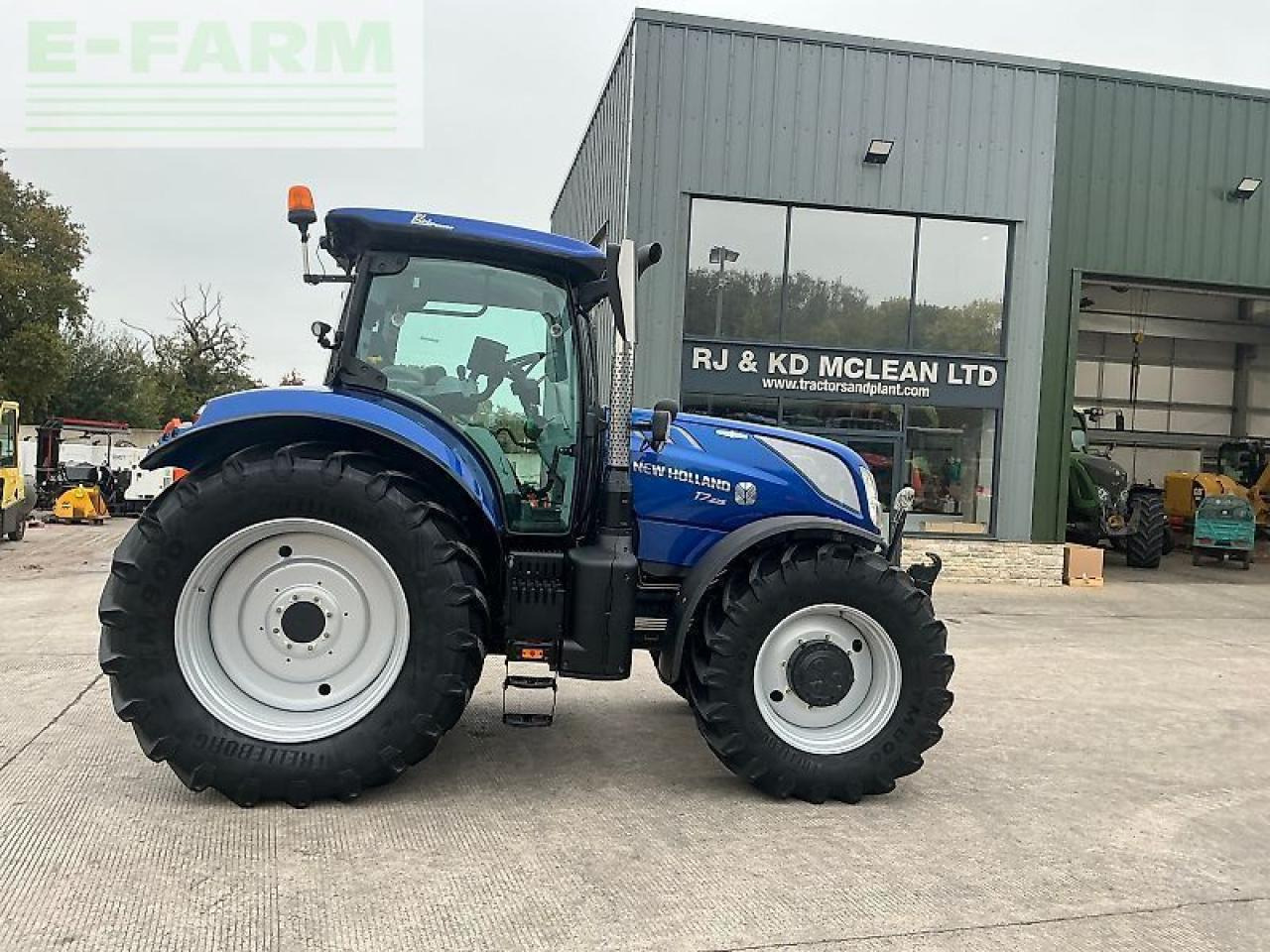 New Holland t7.225 tractor (st24750) - Farm tractor: picture 2 New Holland t7.225 tractor (st24750) - Farm tractor: picture 2