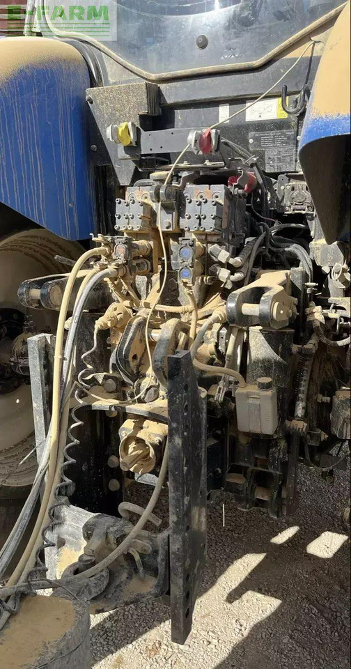 New Holland t7.245 ac n°25 - Farm tractor: picture 5 New Holland t7.245 ac n°25 - Farm tractor: picture 5