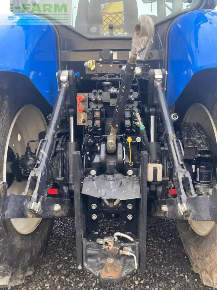 New Holland t7.245 pc s5 - Farm tractor: picture 5 New Holland t7.245 pc s5 - Farm tractor: picture 5