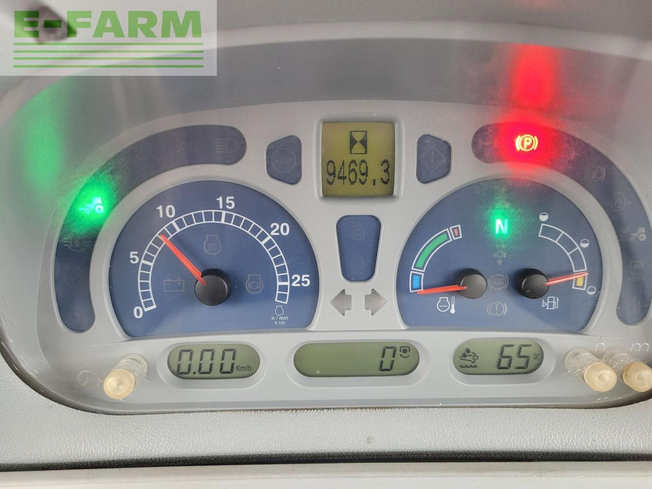 Farm tractor New Holland t7.250 ac: picture 8