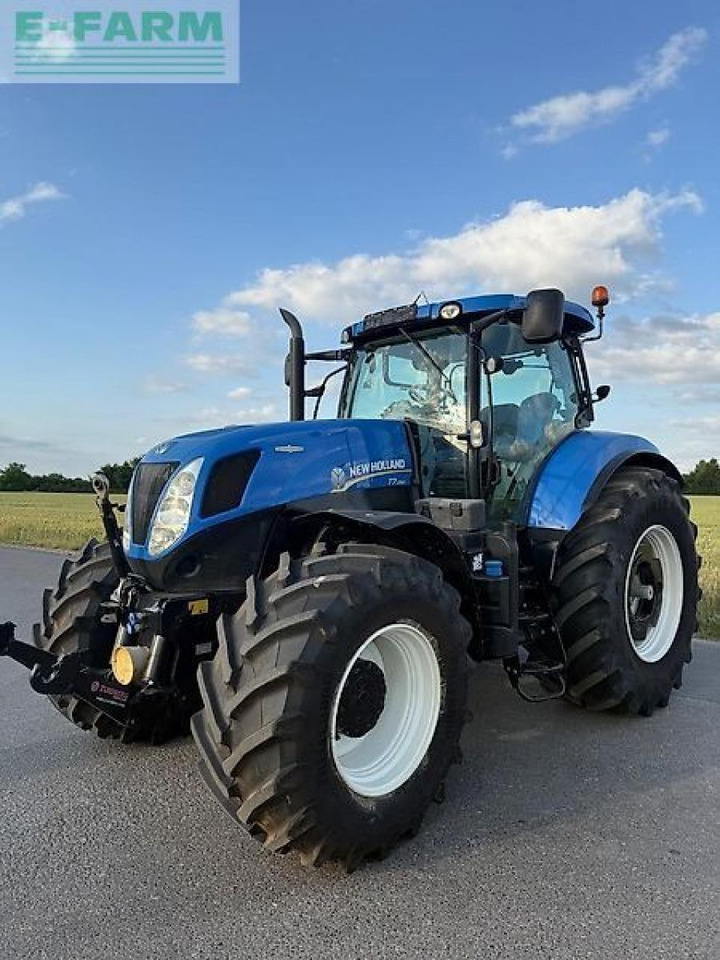 New Holland t7.250 autocommand - Farm tractor: picture 3 New Holland t7.250 autocommand - Farm tractor: picture 3