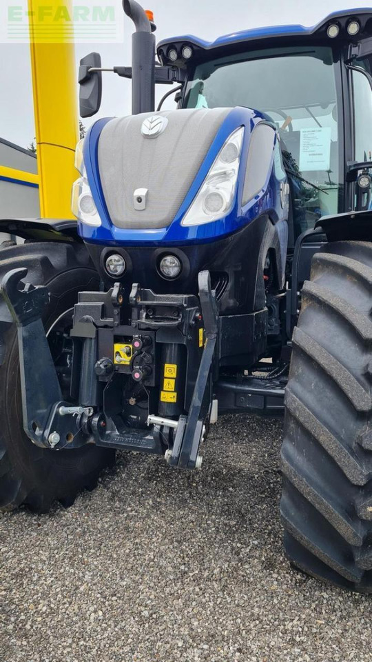 New Holland t7.300auto command - Farm tractor: picture 4 New Holland t7.300auto command - Farm tractor: picture 4