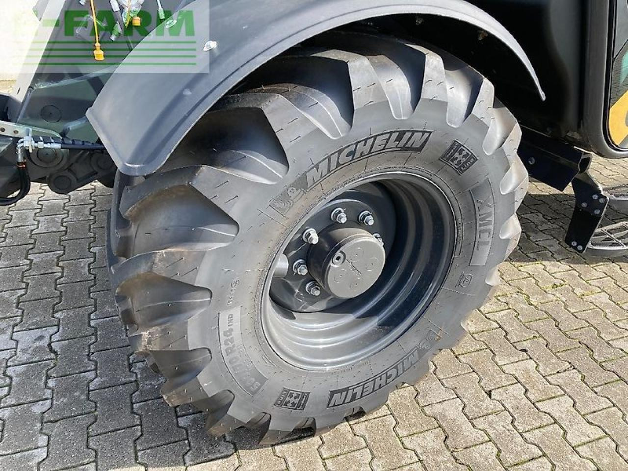 Telescopic handler New Holland th6.36 t4b-133 hp: picture 9