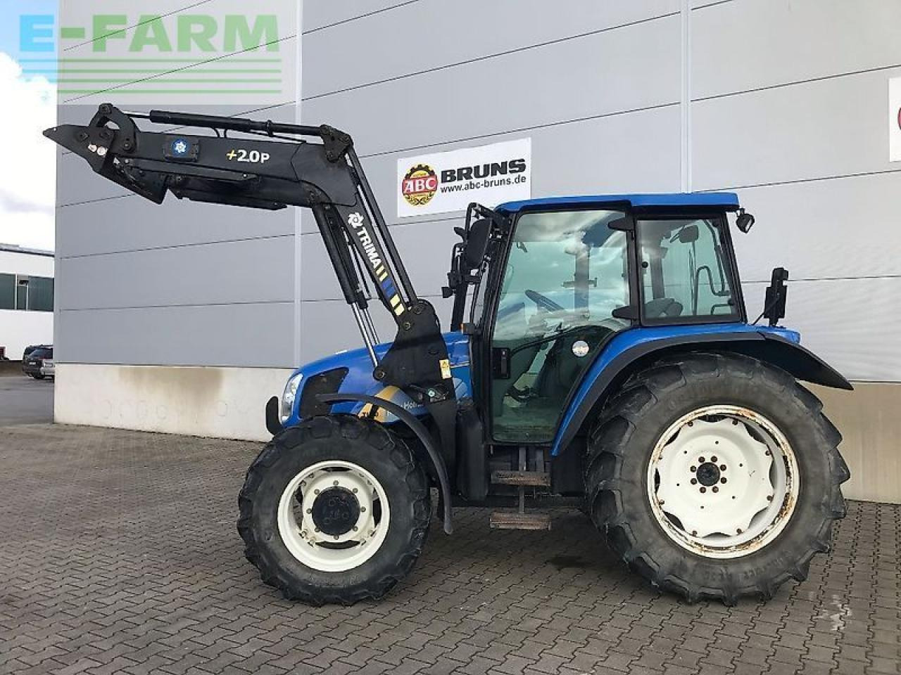 New Holland tl 90 a dt A - Farm tractor: picture 2 New Holland tl 90 a dt A - Farm tractor: picture 2