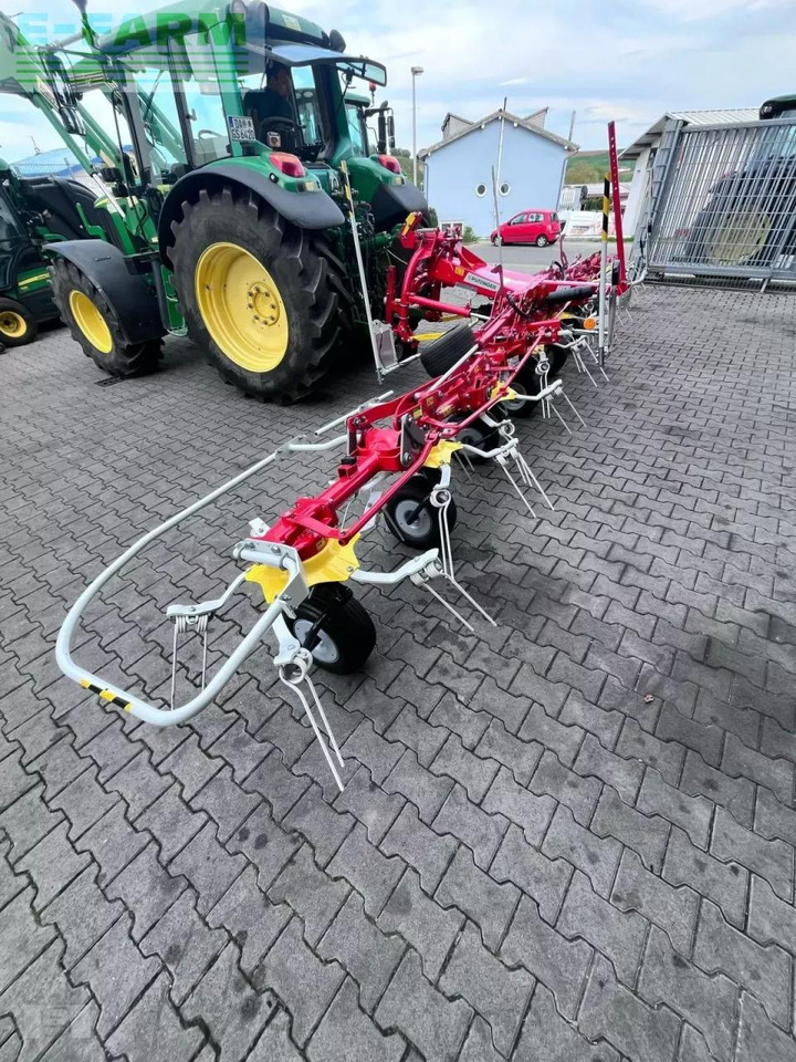 Pöttinger hit 8.91 - Tedder/ Rake: picture 5 Pöttinger hit 8.91 - Tedder/ Rake: picture 5