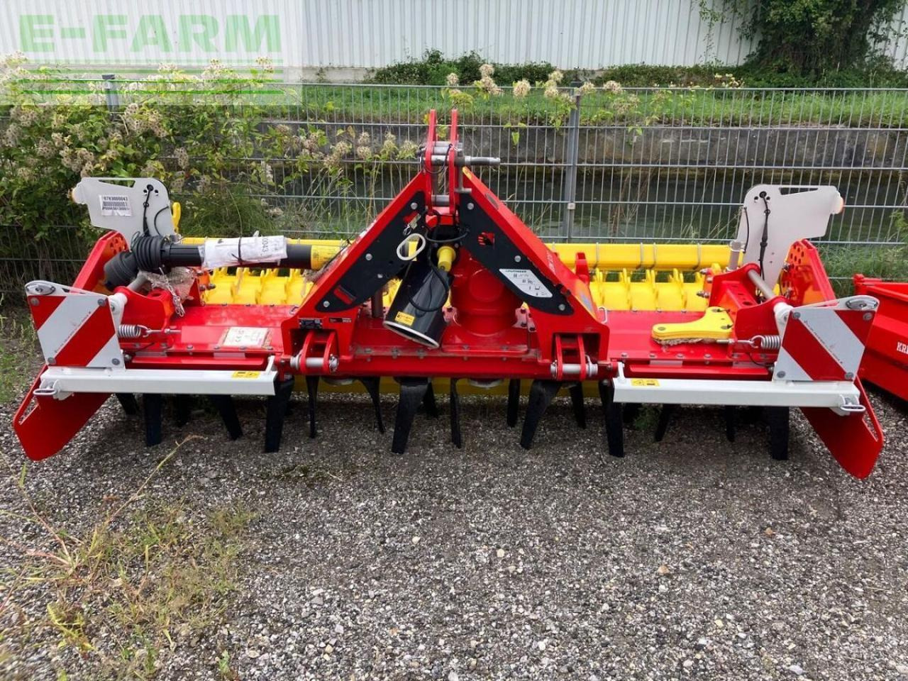 Pöttinger lion 3030 - Disc harrow: picture 5 Pöttinger lion 3030 - Disc harrow: picture 5