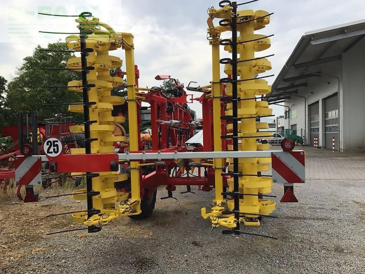 Pöttinger terria - Cultivator: picture 3 Pöttinger terria - Cultivator: picture 3