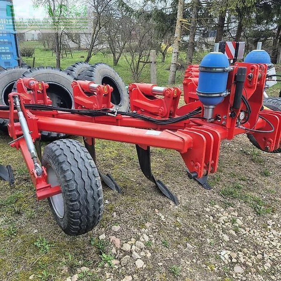 Quivogne ssd 8 subsoiler - Livestock equipment: picture 1 Quivogne ssd 8 subsoiler - Livestock equipment: picture 1