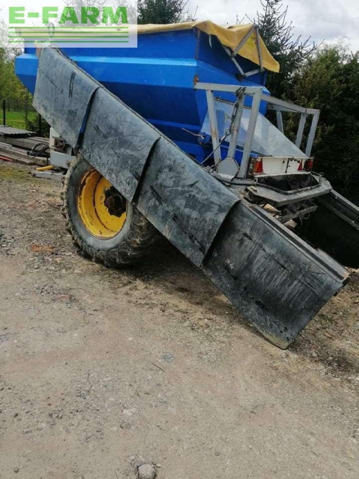 ROCK ALBI - Fertilizer spreader: picture 1 ROCK ALBI - Fertilizer spreader: picture 1