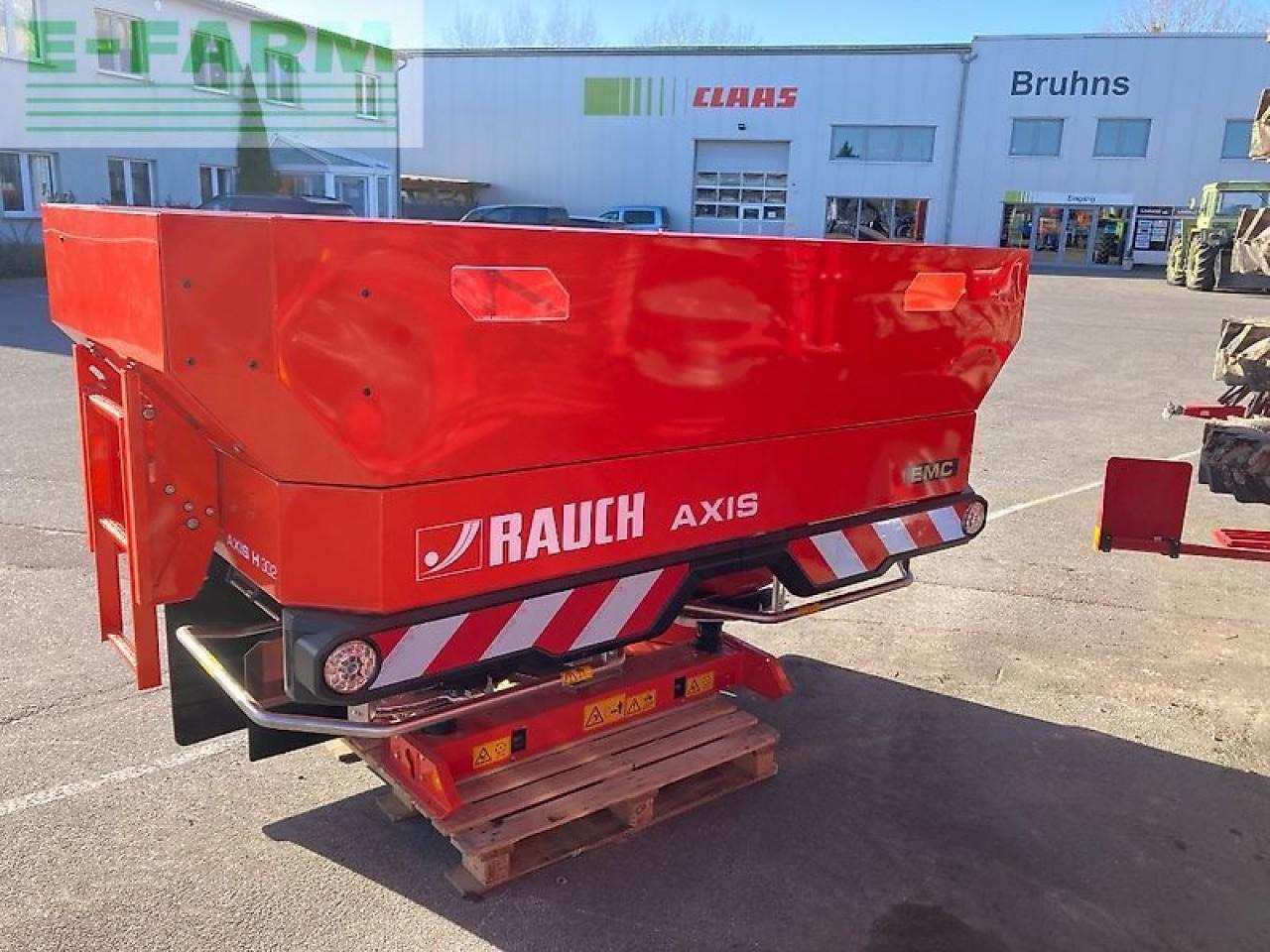 Rauch axis h 30.2 emc - varispread pro neu - bj. 2025 - Fertilizer spreader: picture 1 Rauch axis h 30.2 emc - varispread pro neu - bj. 2025 - Fertilizer spreader: picture 1