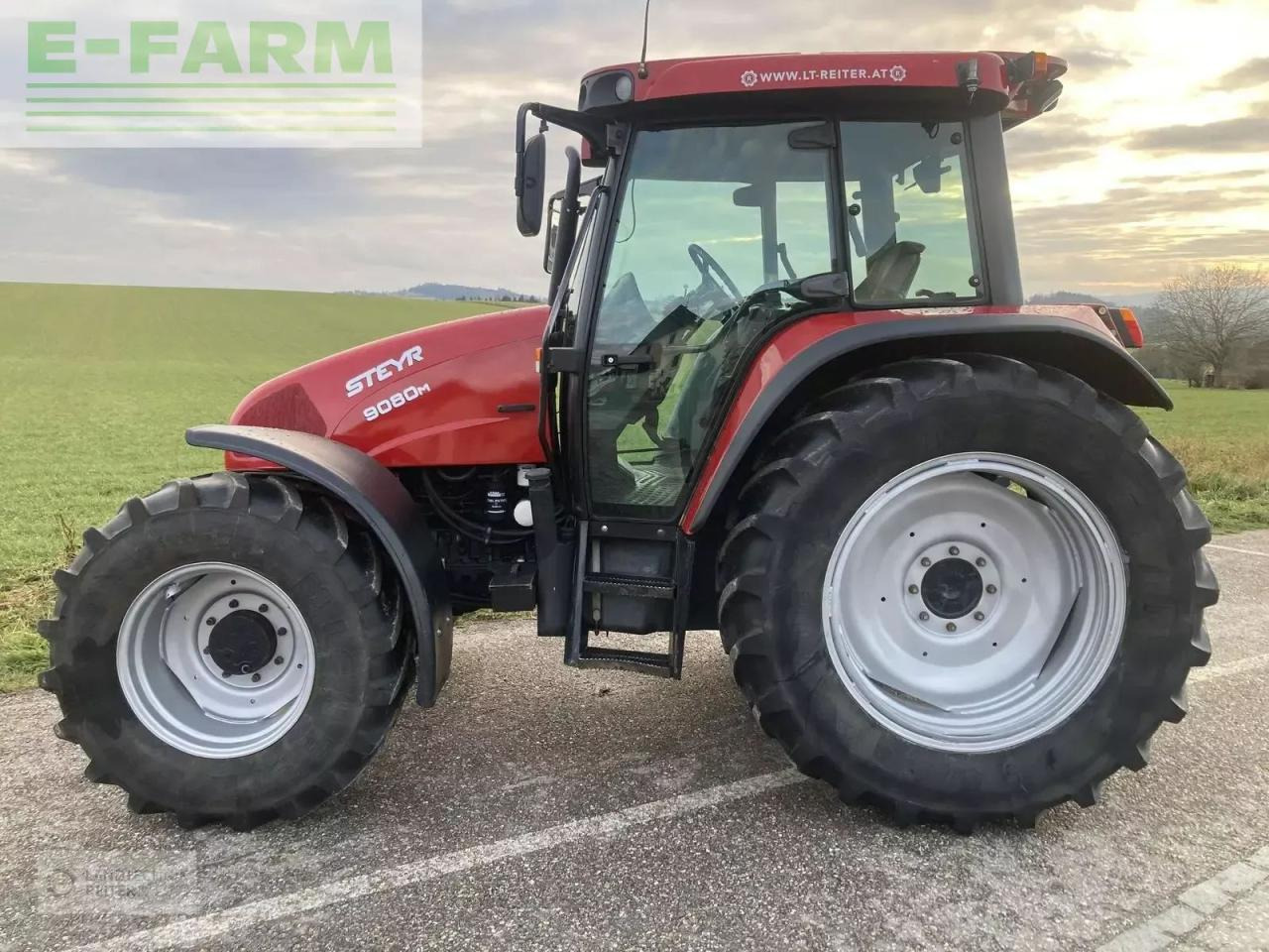 Steyr 9080 m profi - Farm tractor: picture 4 Steyr 9080 m profi - Farm tractor: picture 4