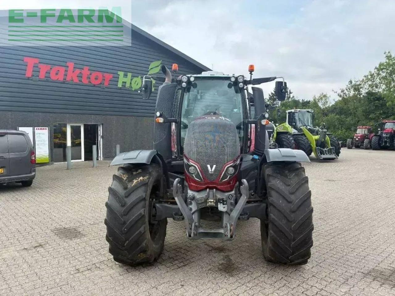 Farm tractor Valtra 254 versus: picture 8