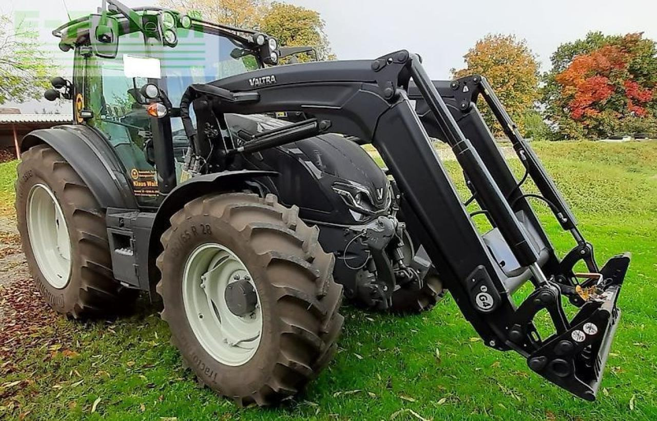 Valtra g135 active Active - Farm tractor: picture 4 Valtra g135 active Active - Farm tractor: picture 4