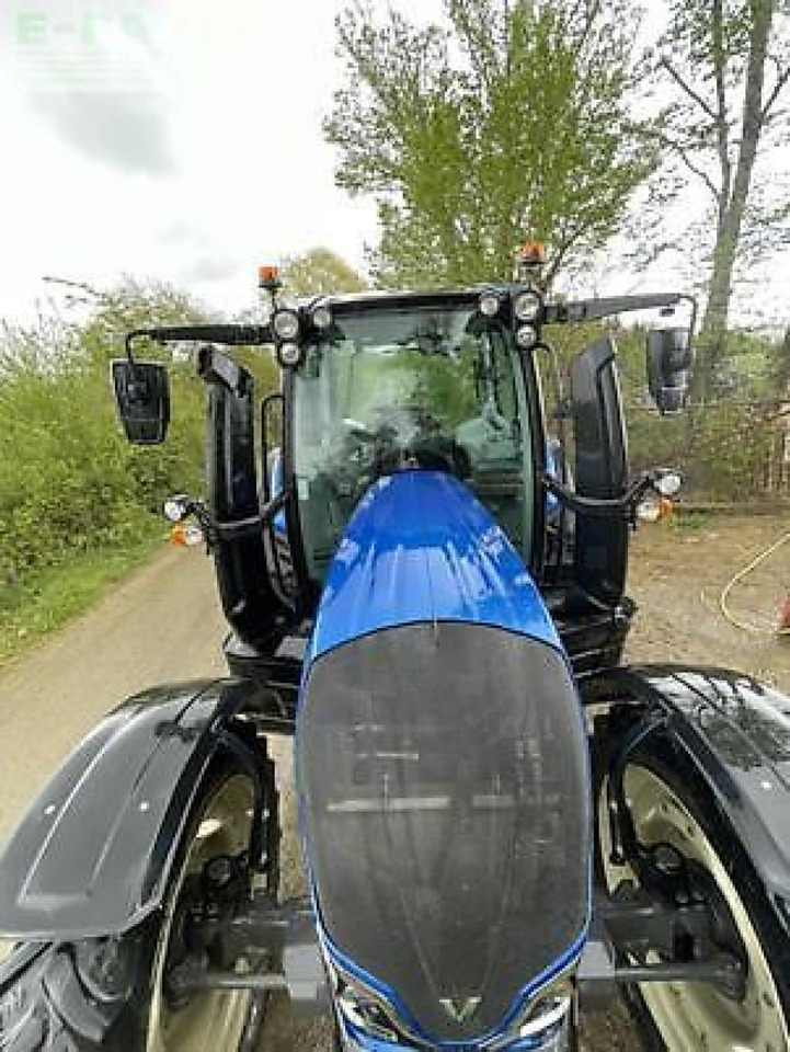 Valtra n175a poste inversé - Farm tractor: picture 2 Valtra n175a poste inversé - Farm tractor: picture 2