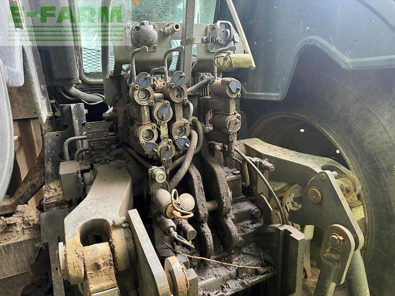 Valtra s262 - Farm tractor: picture 5 Valtra s262 - Farm tractor: picture 5