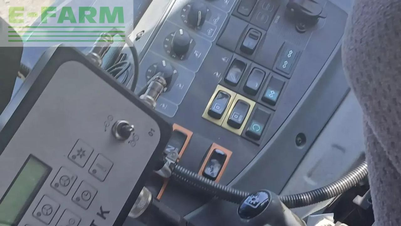 Farm tractor Valtra t193 valtra t193: picture 10 Farm tractor Valtra t193 valtra t193: picture 10