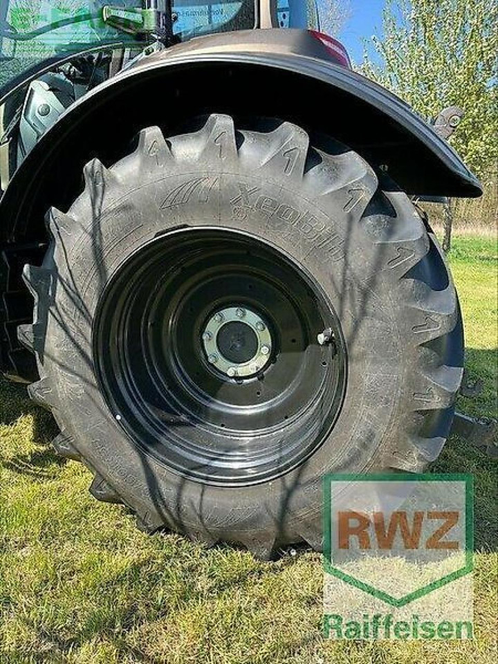 Farm tractor Valtra t195d: picture 7