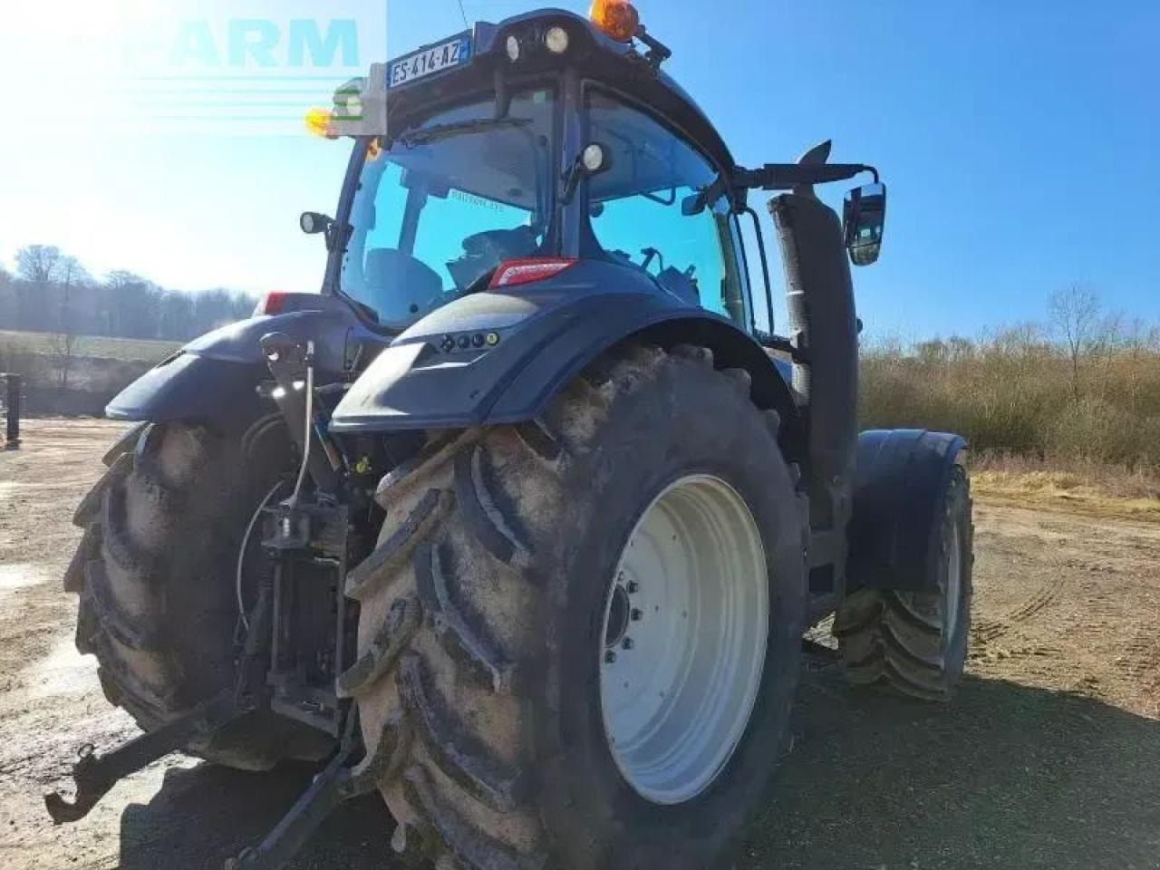 Valtra t214 - Farm tractor: picture 4 Valtra t214 - Farm tractor: picture 4