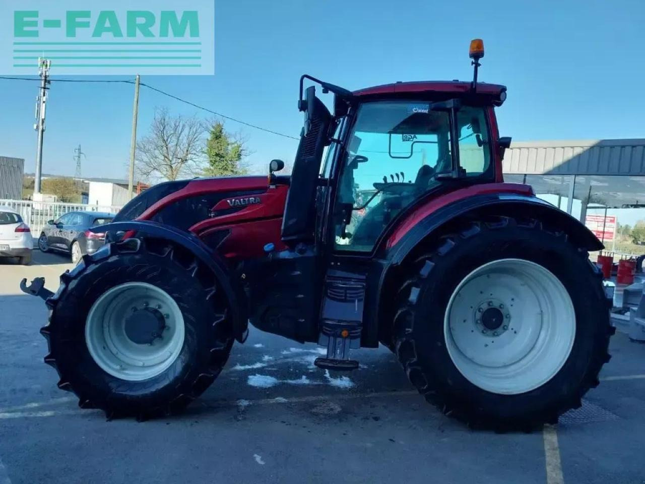 Valtra t214a - Farm tractor: picture 1 Valtra t214a - Farm tractor: picture 1