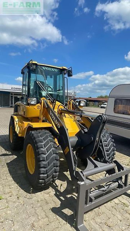 Volvo volvo l 30 - Mini excavator: picture 2 Volvo volvo l 30 - Mini excavator: picture 2
