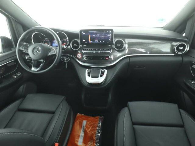 MERCEDES-BENZ EQV 300 Avantgarde Line,lang,7Sitze,2xKlima,LED... - Minibus, Electric bus: picture 2 MERCEDES-BENZ EQV 300 Avantgarde Line,lang,7Sitze,2xKlima,LED... - Minibus, Electric bus: picture 2