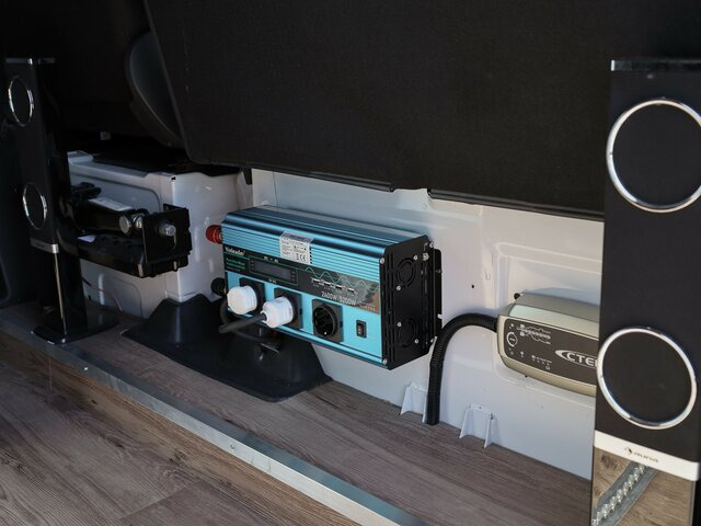 Panel van MERCEDES-BENZ Sprinter 314 CDI CamperAusbau,Motorradhalterung...: picture 10 Panel van MERCEDES-BENZ Sprinter 314 CDI CamperAusbau,Motorradhalterung...: picture 10